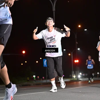 Runner Photo 7624642