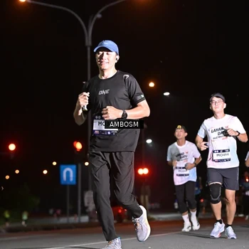 Runner Photo 7624645