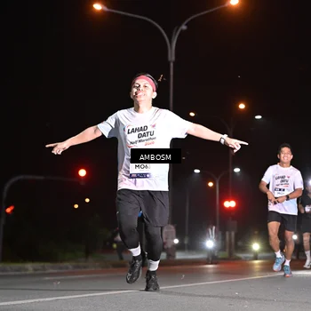 Runner Photo 7624669