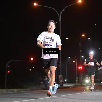 Runner Photo 7624671