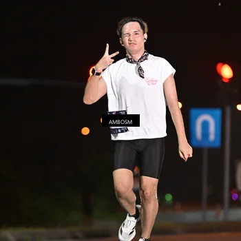 Runner Photo 7624672