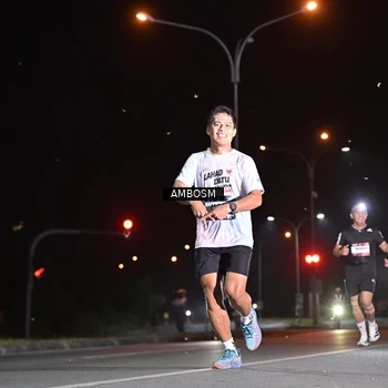 Runner Photo 7624676