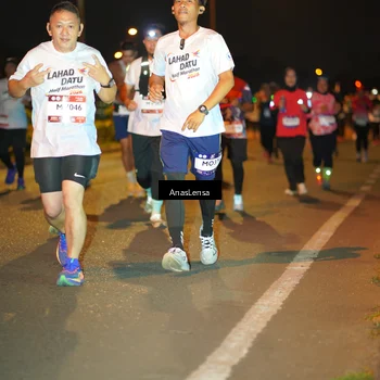 Runner Photo 7624682