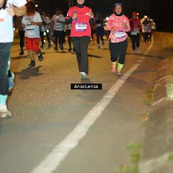 Runner Photo 7624687
