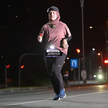 Runner Photo 7624695