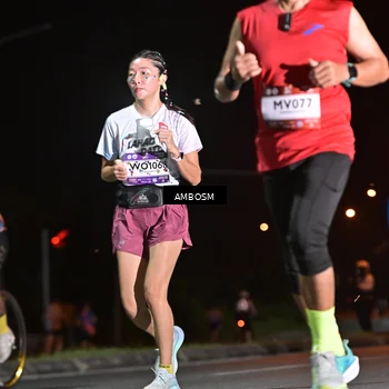 Runner Photo 7624696