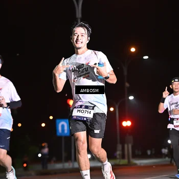 Runner Photo 7624701