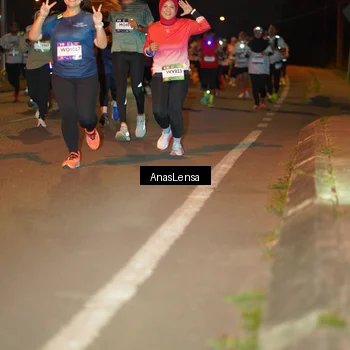 Runner Photo 7624715