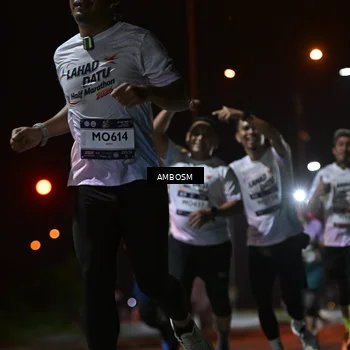 Runner Photo 7624733