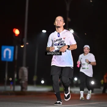 Runner Photo 7624745