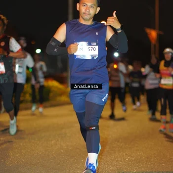 Runner Photo 7624746