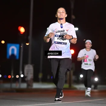 Runner Photo 7624753