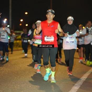 Runner Photo 7624763