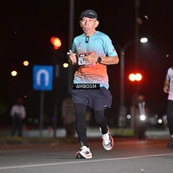 Runner Photo 7624772