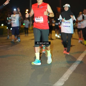 Runner Photo 7624784