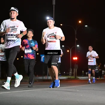 Runner Photo 7624796
