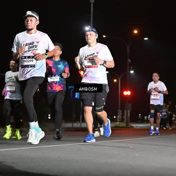 Runner Photo 7624798