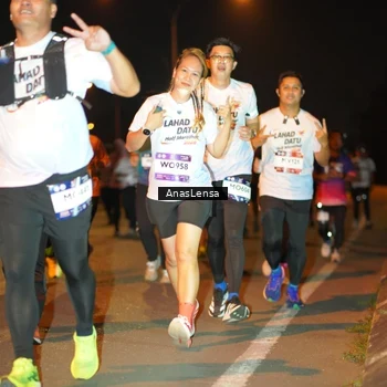 Runner Photo 7624806