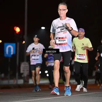Runner Photo 7624852
