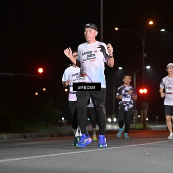 Runner Photo 7624877