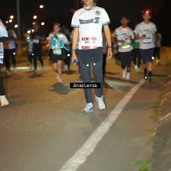 Runner Photo 7624896