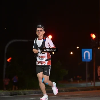 Runner Photo 7624902