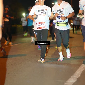 Runner Photo 7624909