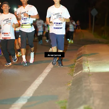 Runner Photo 7624921