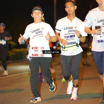 Runner Photo 7624931