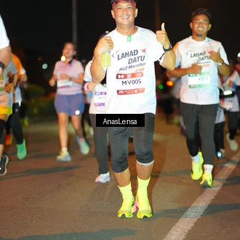 Runner Photo 7624971