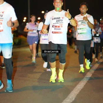 Runner Photo 7624976