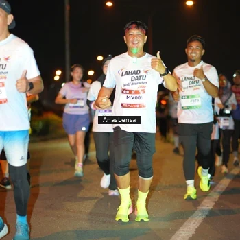 Runner Photo 7624978