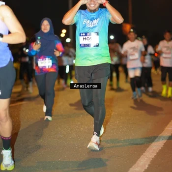 Runner Photo 7624983