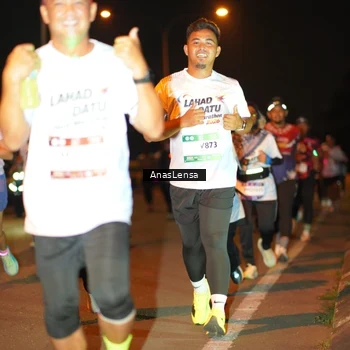 Runner Photo 7624990