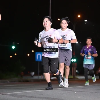 Runner Photo 7624992