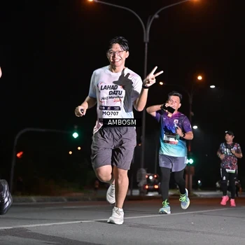 Runner Photo 7624993