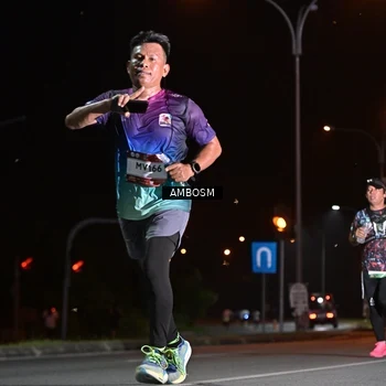 Runner Photo 7624998