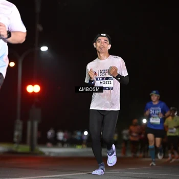 Runner Photo 7625011