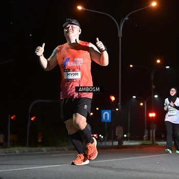 Runner Photo 7625044