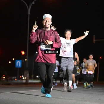 Runner Photo 7625056