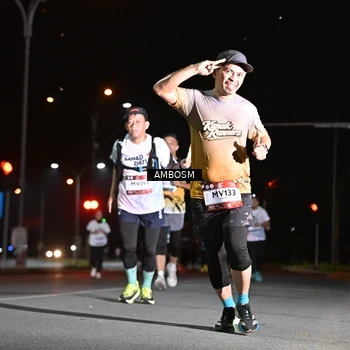 Runner Photo 7625070