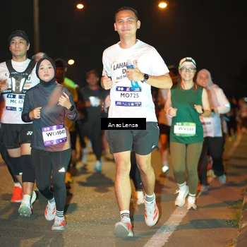 Runner Photo 7625074