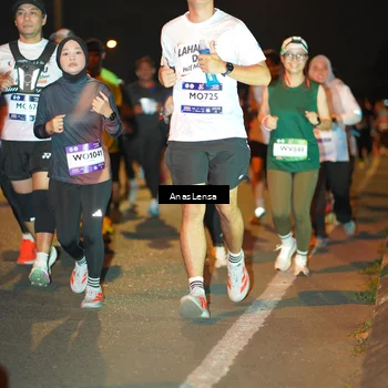 Runner Photo 7625075