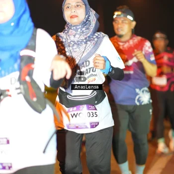Runner Photo 7625079