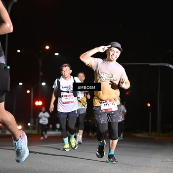 Runner Photo 7625080