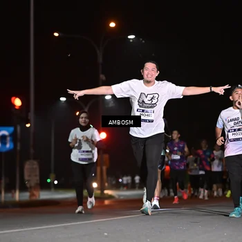 Runner Photo 7625081