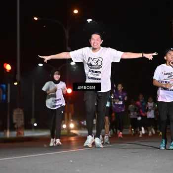 Runner Photo 7625084