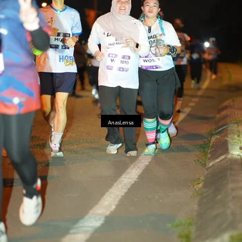 Runner Photo 7625095