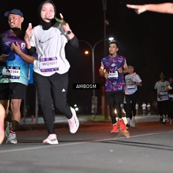 Runner Photo 7625097