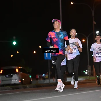 Runner Photo 7625098